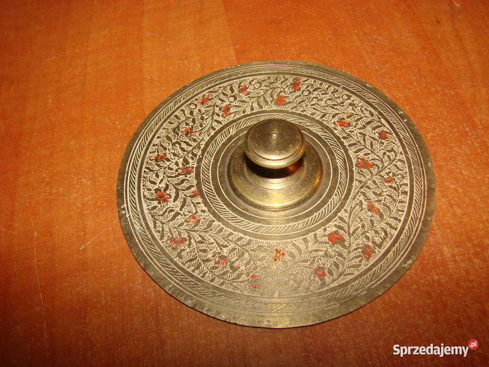mosiężna orientalna pokrywka