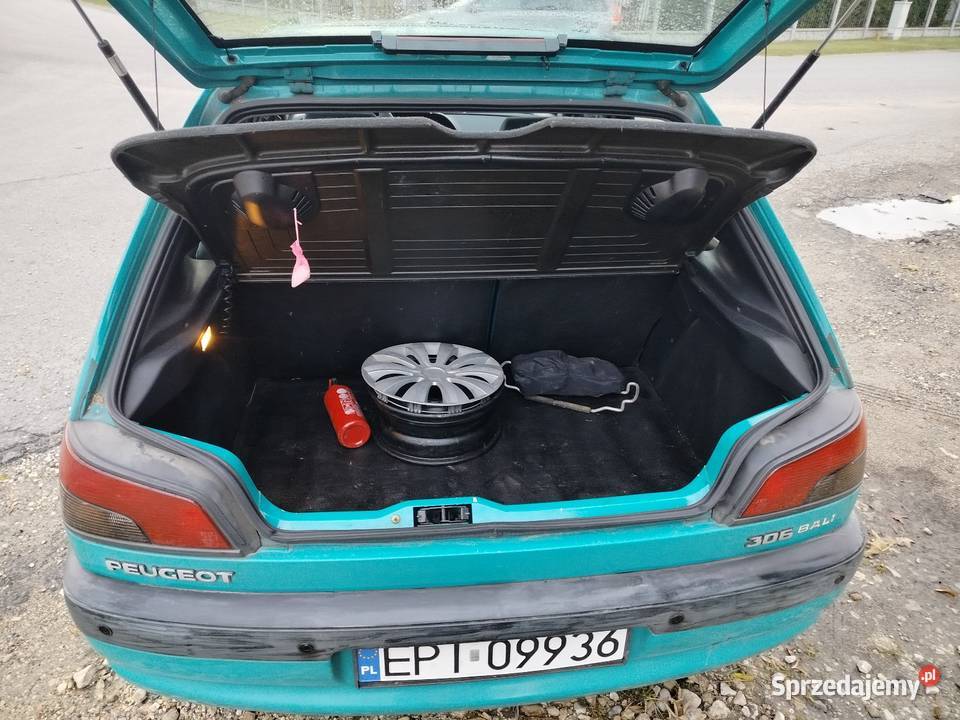 Peugeot 306 14 benzyna stan zamiana radio łódzkie