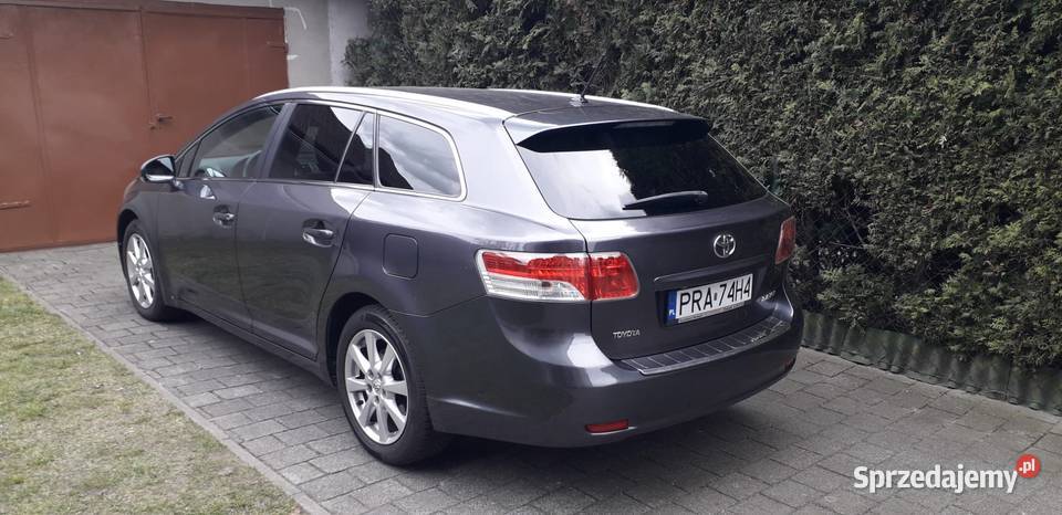 Toyota avensis t27 18 benz 174000km