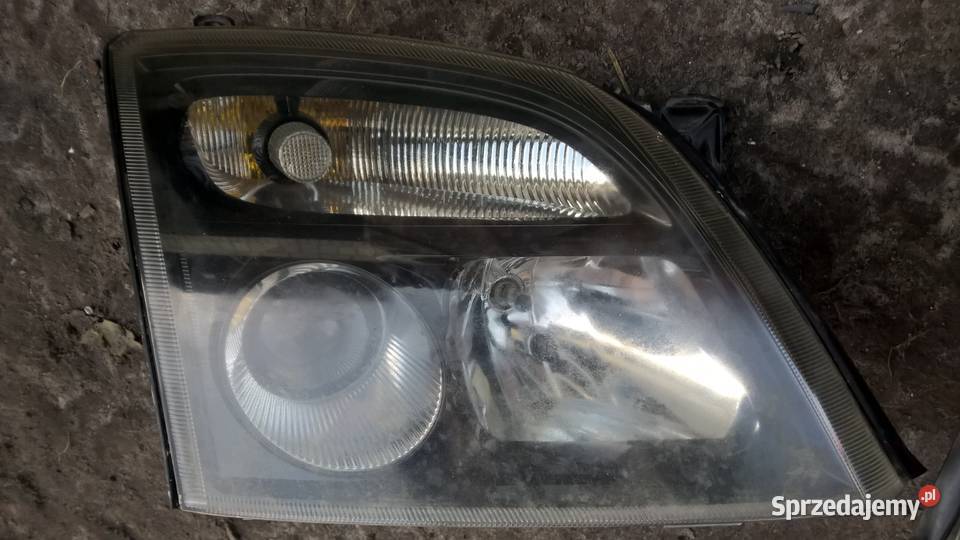 Lampy przednie prawa lewa Opel Vectra C osobowe Chełm