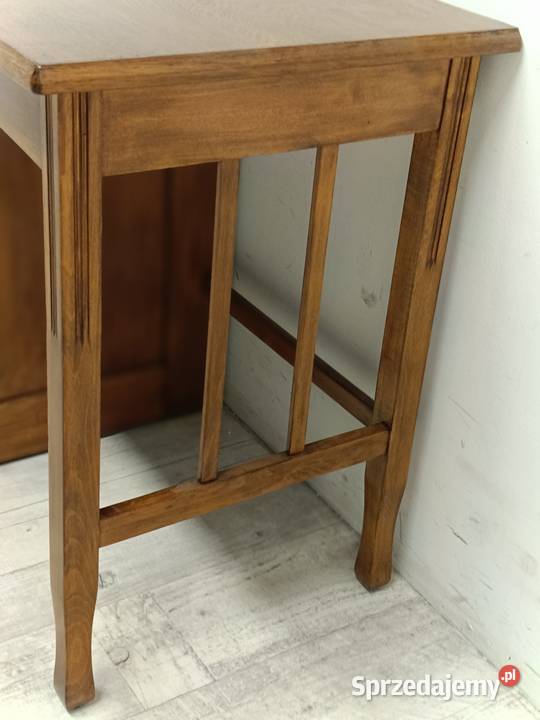 małe biurko dwustronne drewniane model Thonet z sprzedam