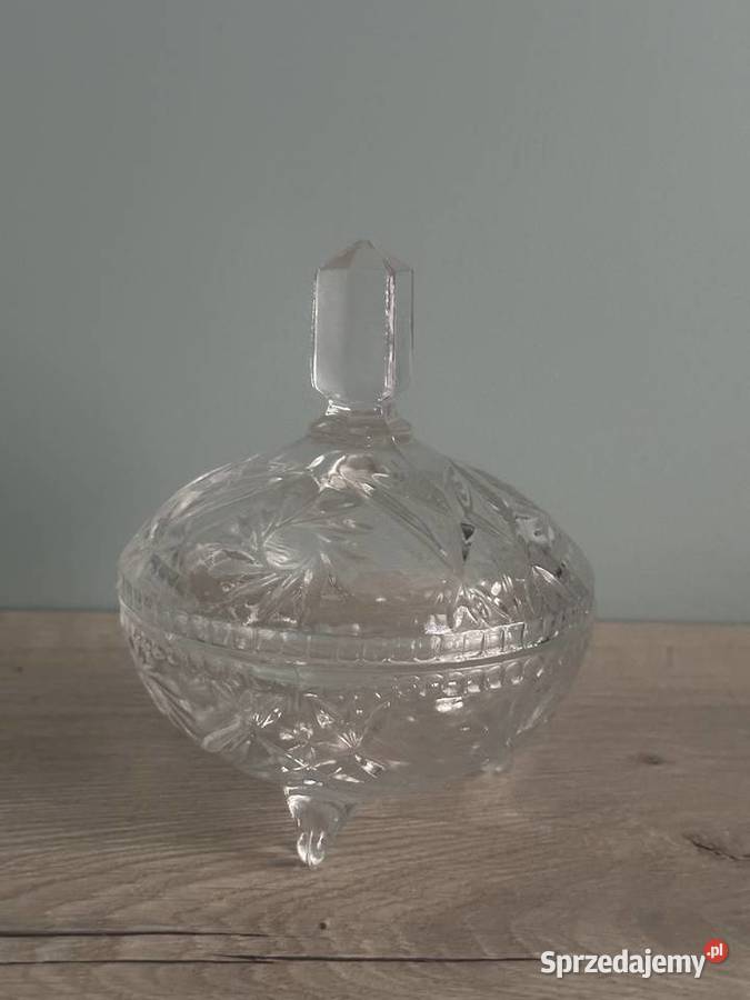 Bombonierka mała kryształ z lat 50tych sprzedam