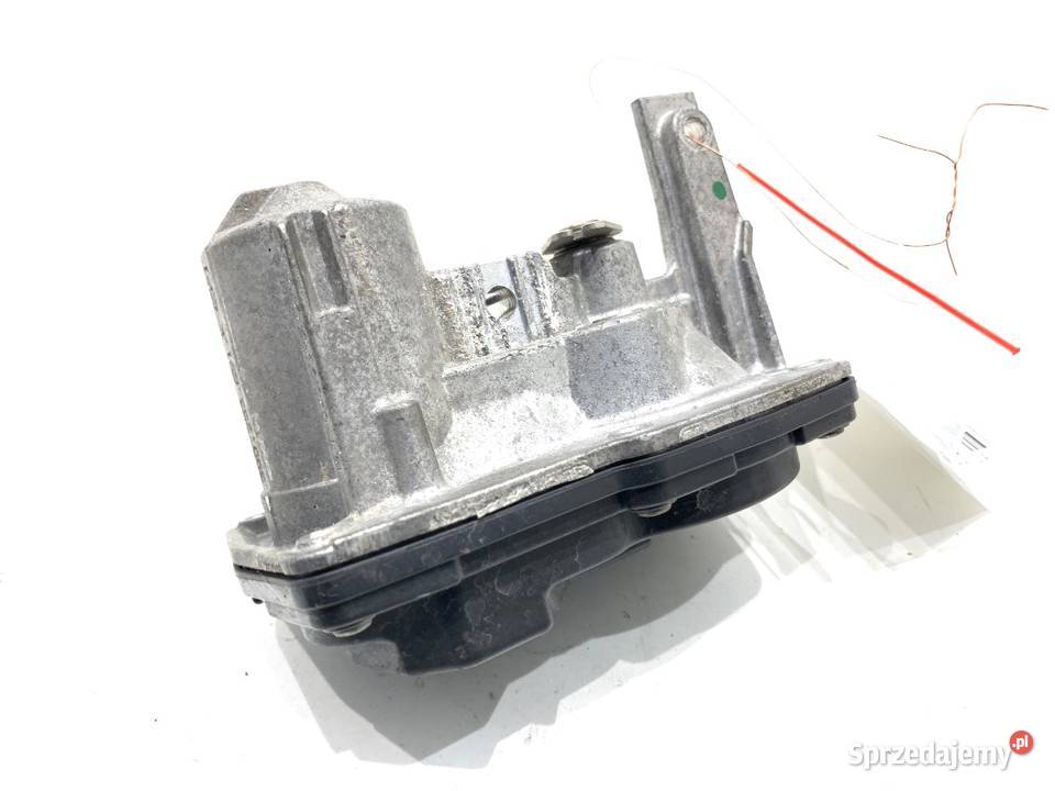 PRZEPUSTNICA WYDECHU SKODA SUPERB III 3Q0253691K Motoryzacja