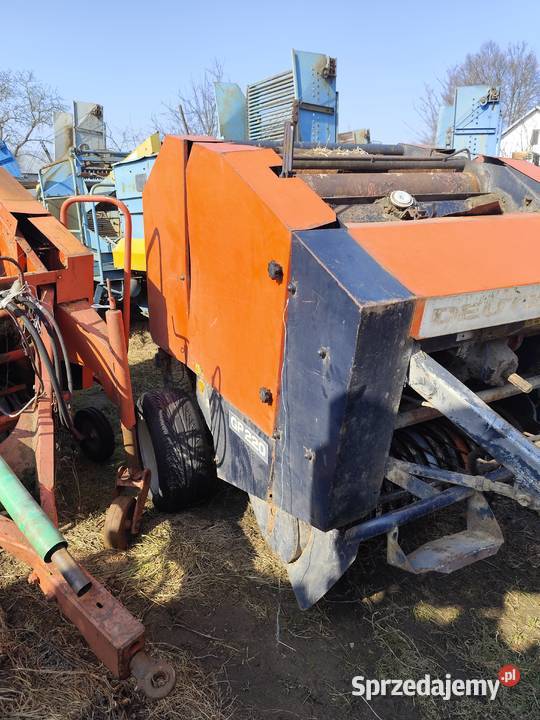 Prasa Deutz fahr gp 220 welger rp 12 Stara Kornica