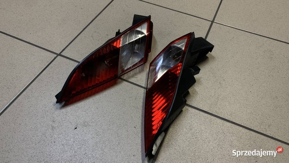 Lampa tył prawa lewa Peugeot Satelis Compressor Elementy nadwozia małopolskie