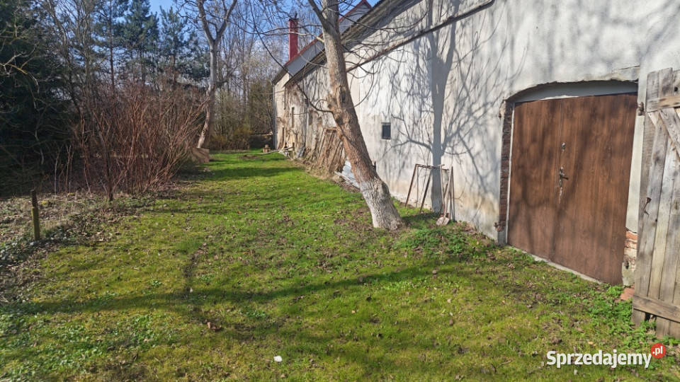 Sprzedam dom w spokojnej okolicy niedaleko lasu Trójca