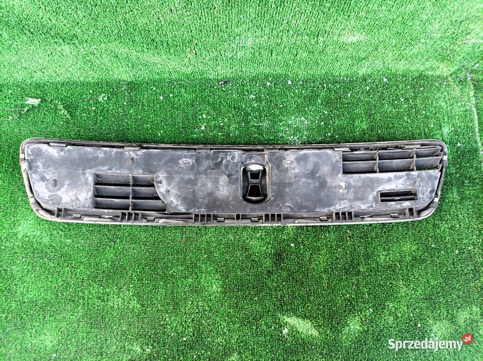 Grill przedni Atrapa Audi a4b5 Radom