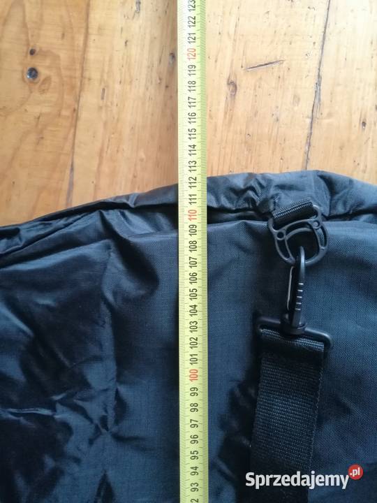 pokrowiec na ubrania podróżny z tkaniny ripstop Zgierz