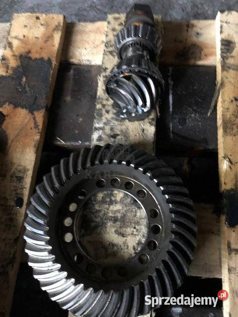 DYFERENCJAŁ KOŁOWAŁEK ZF AV 230 1041 VOLVO L30 wielkopolskie Jastrzębniki