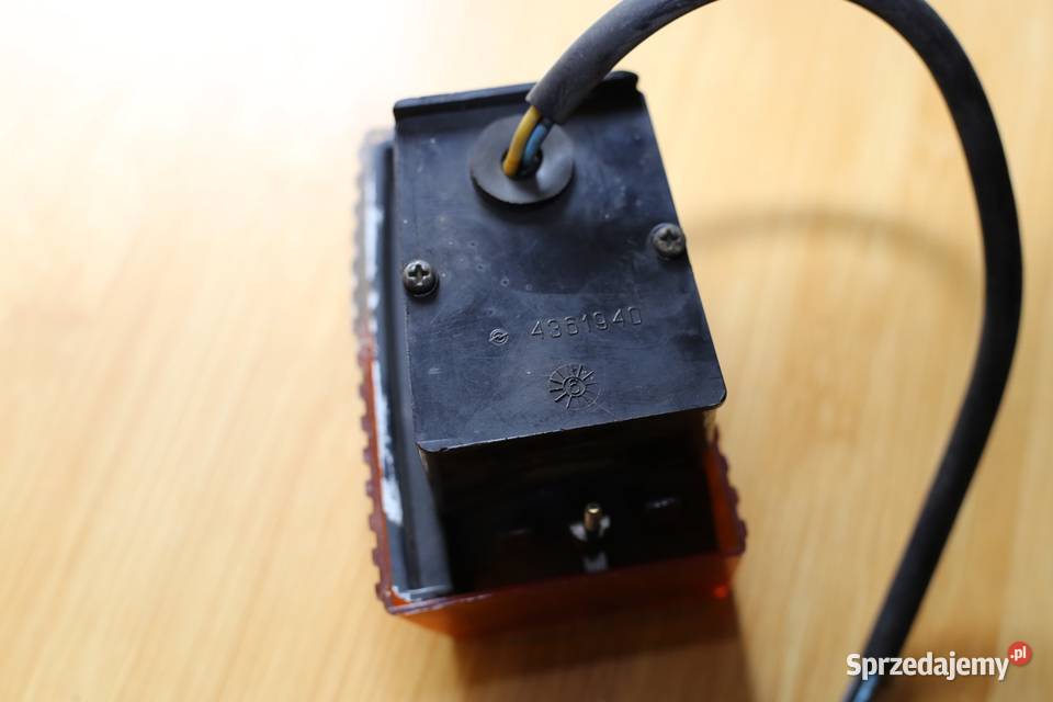NOWY Oryginalny migacz lampa kierunkowskazu Kalisz