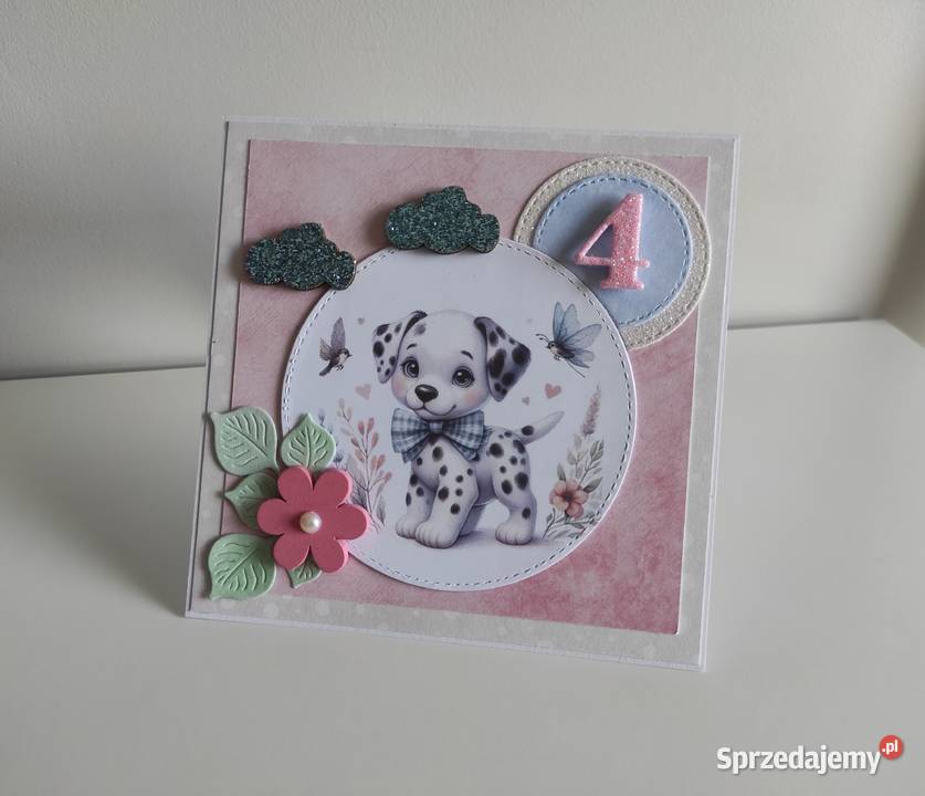 Kartka ręcznie robiona na urodziny z pieskiem