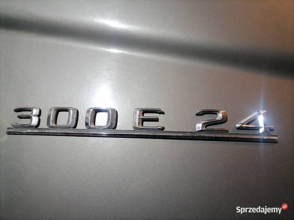 Emblemat znaczek Mercedes w124 300E 24 mazowieckie Łochów