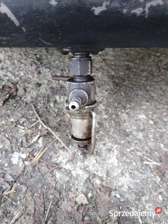 Syrena 101102 103 zbiornik paliwa kompletny z Kruszwica