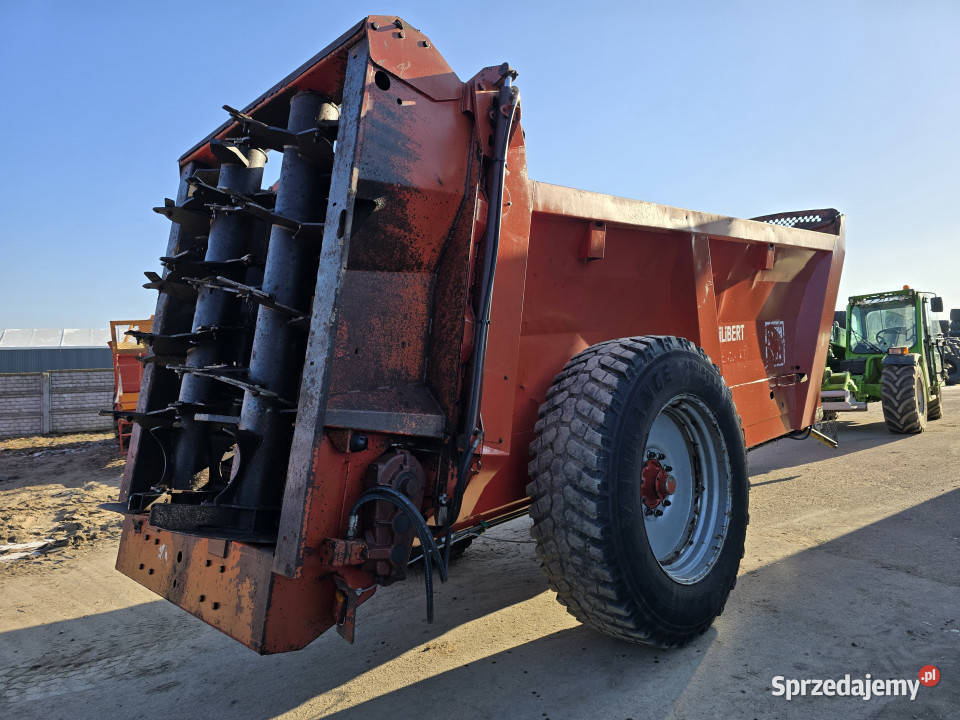 Rozrzutnik obornika GILIBERT HELIOS 15 m3 nieuszkodzony Baliki