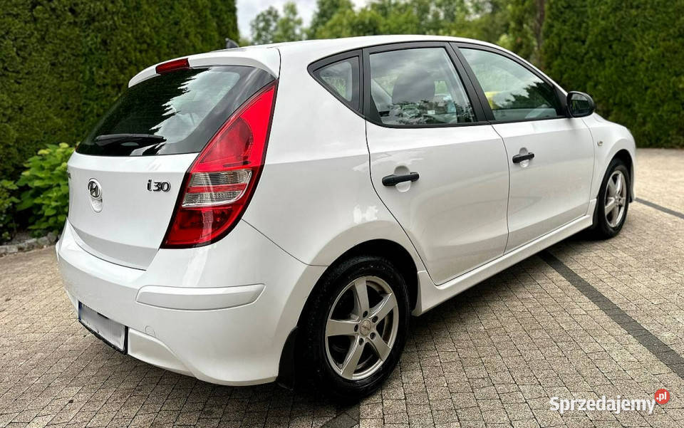 Hyundai i30 Hyundai I30 14i 110 Klimatyzacja benzyna Wrocław