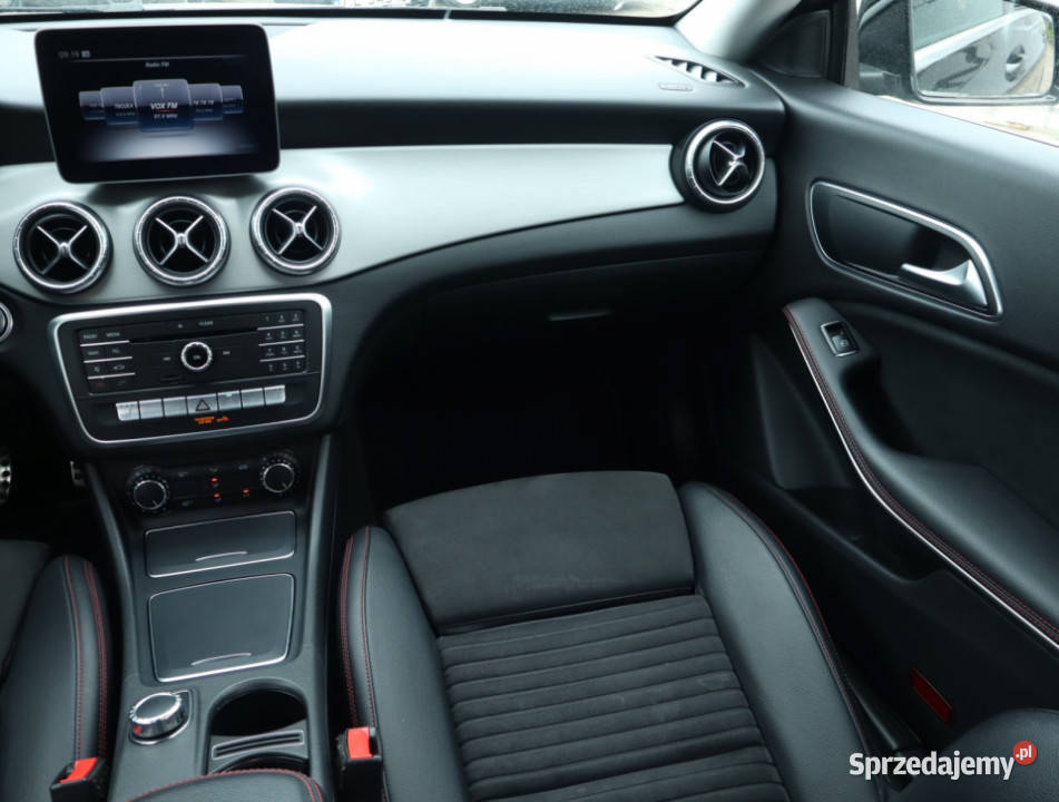 Mercedes CLA 200 łódzkie Łódź