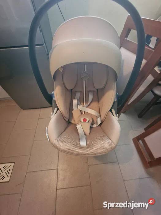 Sprzedam wózek 3 w jednym wózek Mima xari Warszawa sprzedam