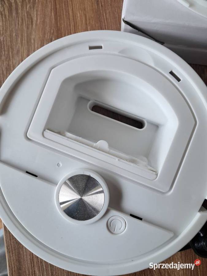 nowy mini robot sprzątający średnica 15 jeździ i
