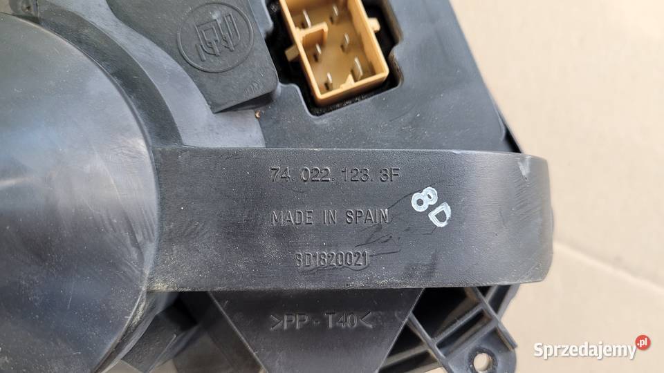 Dmuchawa silniczek nawiewu AUDI A4 B5 8D1 820 klimatyzacja Piaski