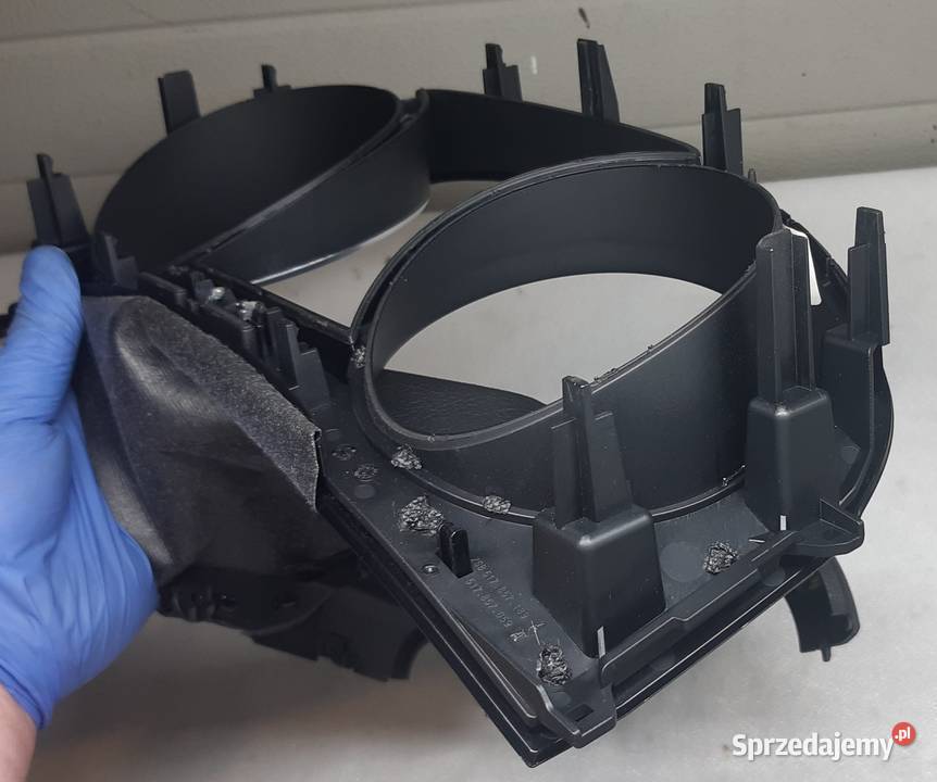 RAMKA DEKOR ZEGARA VW GOLF VII SPORTSVAN Wyposażenie wnętrza Mielęcin