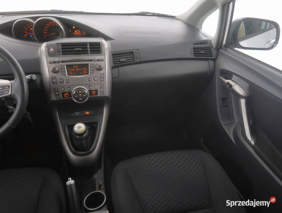 Toyota Verso 20 D4D radio Bielany Wrocławskie