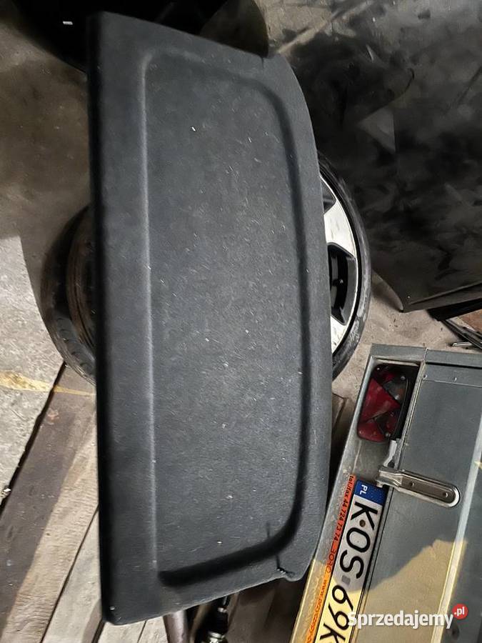 Golf VII półka bagażnika Półki tylne