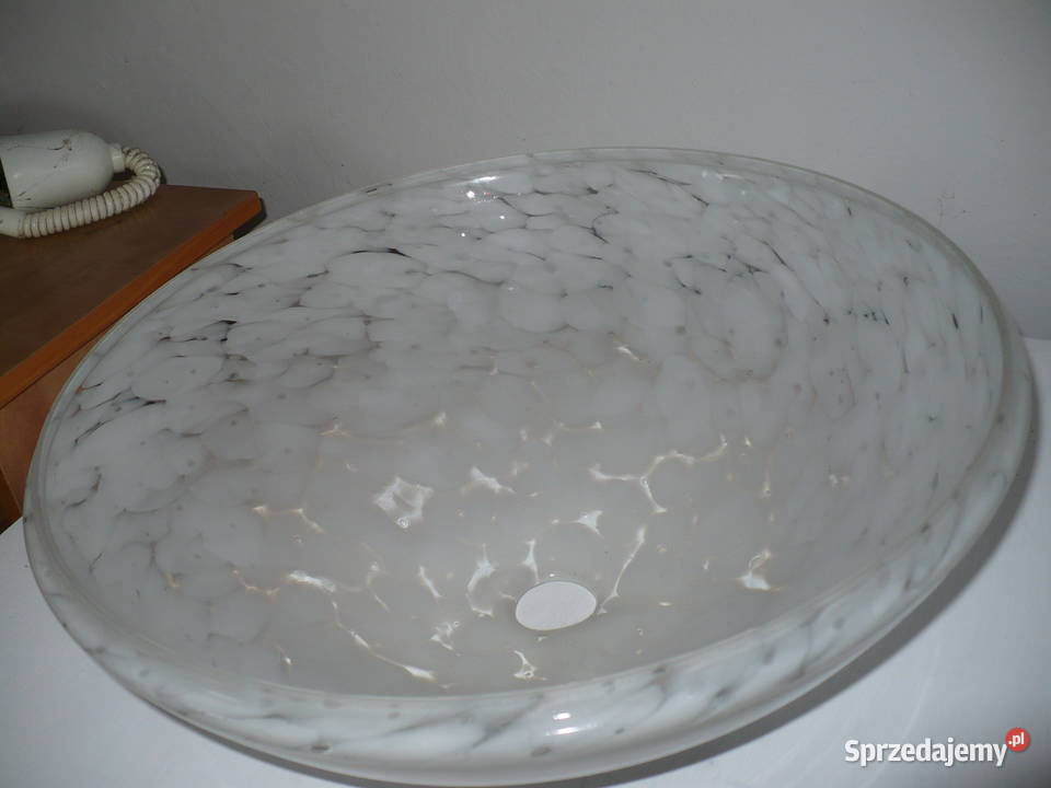 2 sztuki dużych kloszy sprzedam