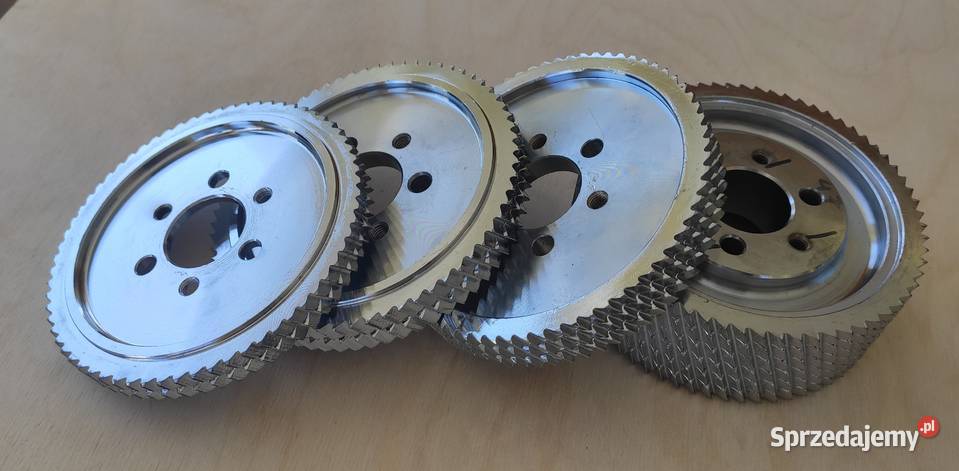 Rolka posuwu 140x5035 skręcana do strugarki małopolskie Sidzina sprzedam