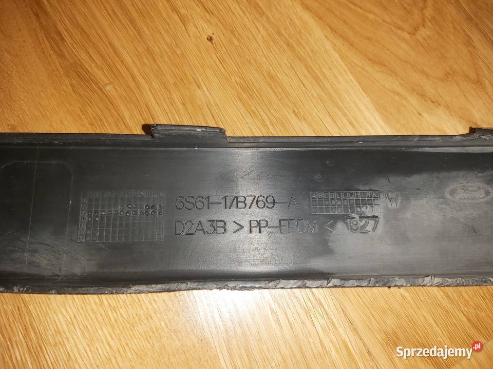 Dokładka przedniego zderzaka ford Fiesta MK6 Piaseczno
