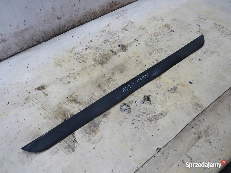 DOKŁADKA ZDERZAKA PRZÓD AURIS II LIFT KOMBI