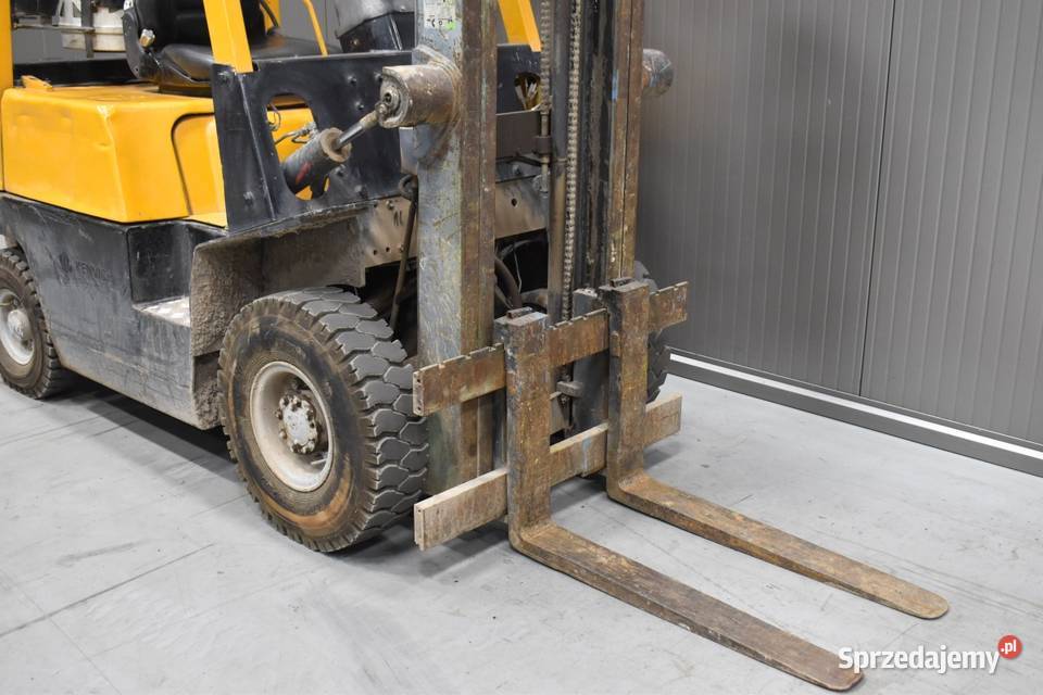 Wózek widłowy NISSAN NH01A15 GAZ Czechy