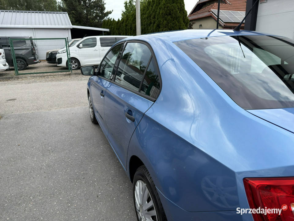 koda RAPID RatyZamiana Gwarancja samochód 4/5 Rapid