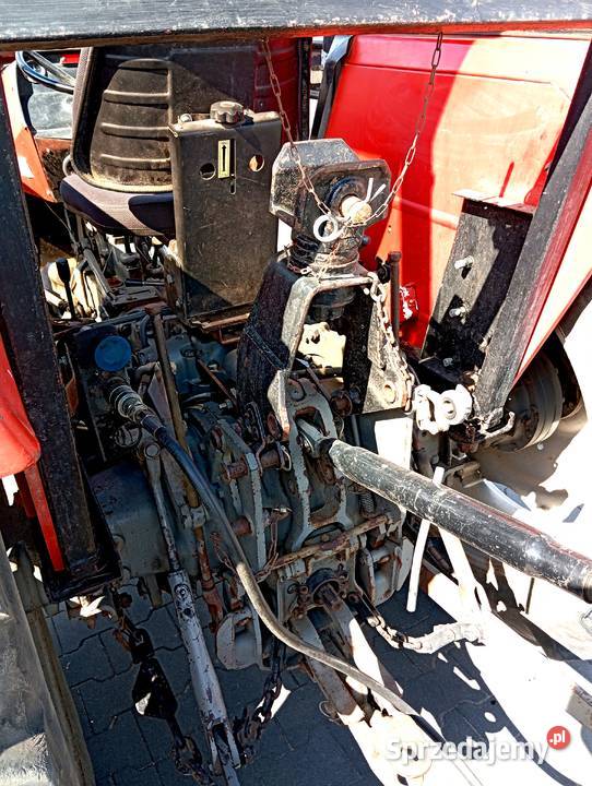 Ciągnik rolniczy Massey Ferguson 255 Kręcko