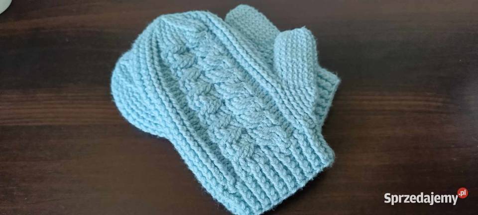 Niebieskie rękawiczki robione na szydełku Lubin