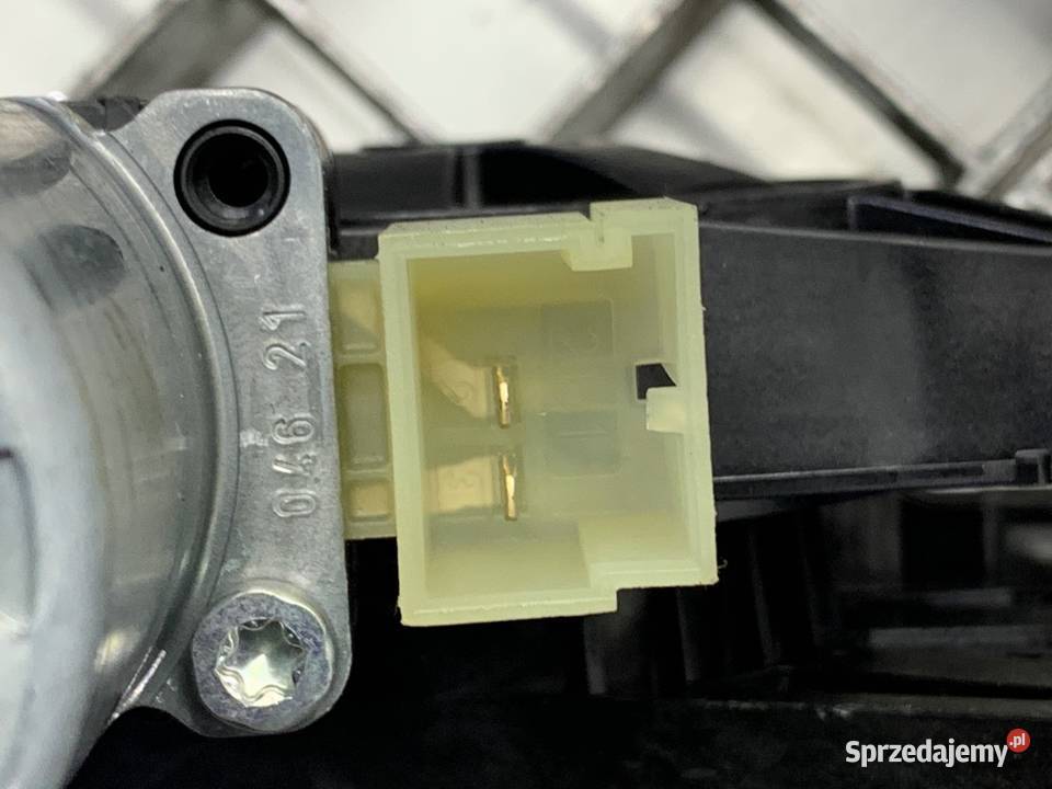 PODNOŚNIK SZYBY LEWY TYŁ AUDI Q3 II 5Q0959801