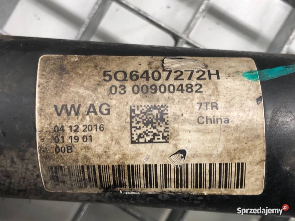 PÓŁOŚ PRAWY PRZÓD VW GOLF VII 5Q6407272H 18 170 osobowe podkarpackie