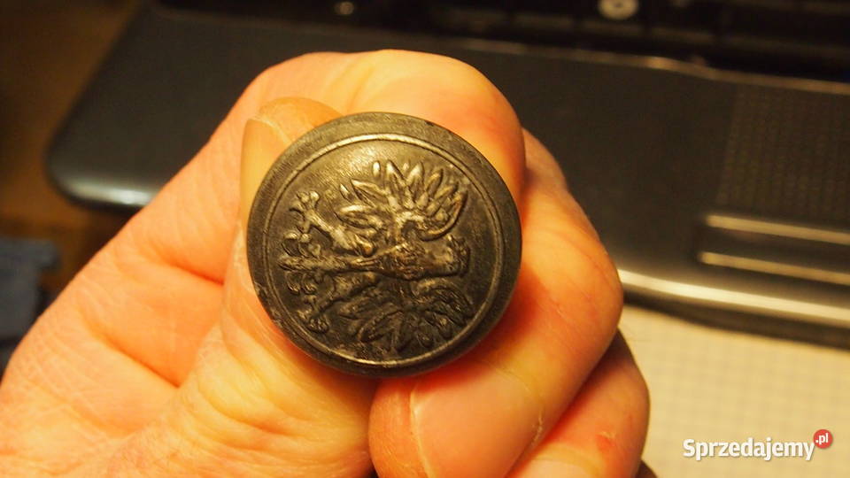 Guzik wojskowy PRL 25 mm stalowy płaszcza Tychy