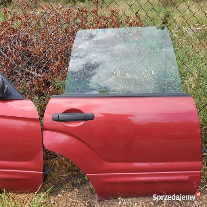 SUBARU WRX DRZWI PRAWY TYL 00R Łochowice sprzedam