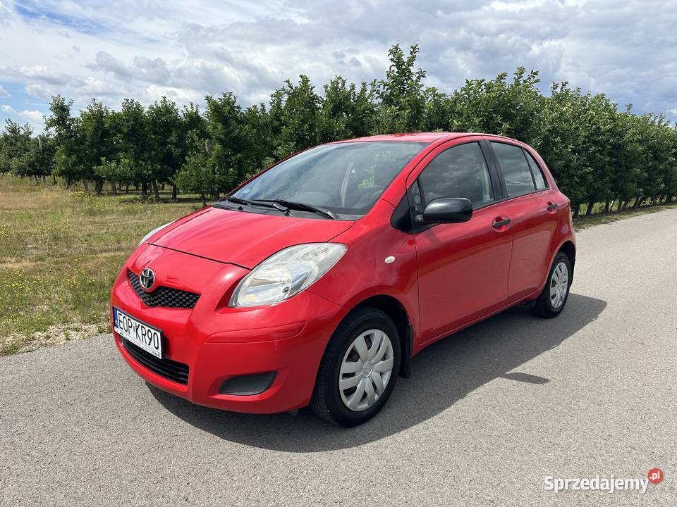 Toyota Yaris II 10 Benzyna 2009 Salon Polska Mogielnica