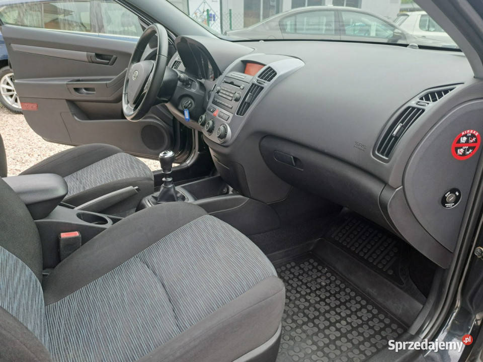 Kia Proceed 20 benz 143 SALON POLSKA super Warszawa