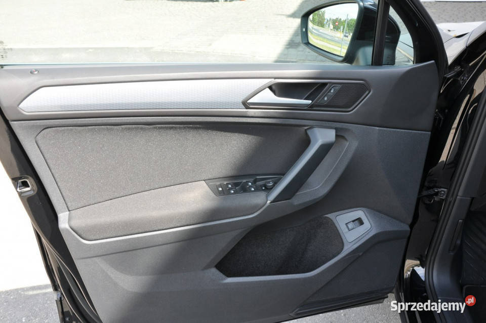 Volkswagen Tiguan 15 TSI EVO Life DSG Kamera Stalowa Wola