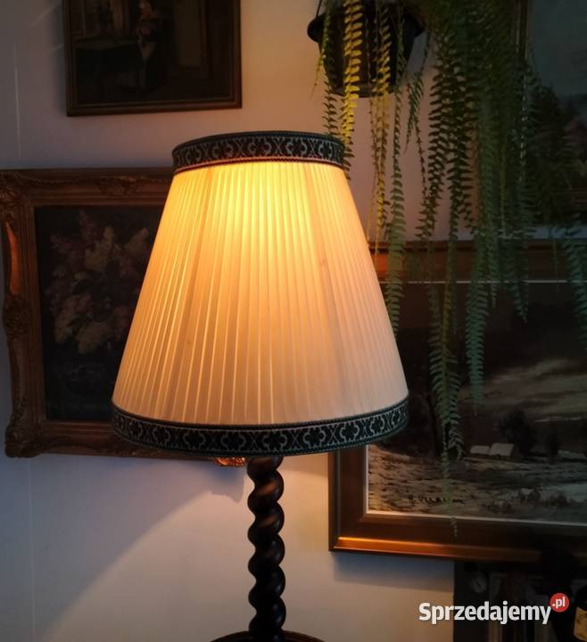 Lampa podłogowa Legnica