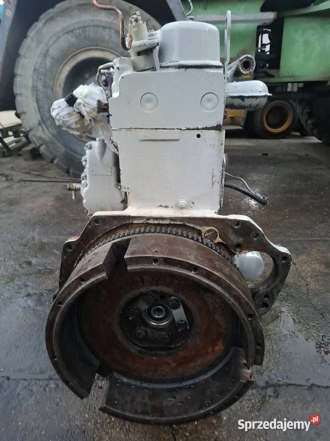 Silnik Ursus C 360 C 355 C 4011 stan Ciągniki Targoszyn