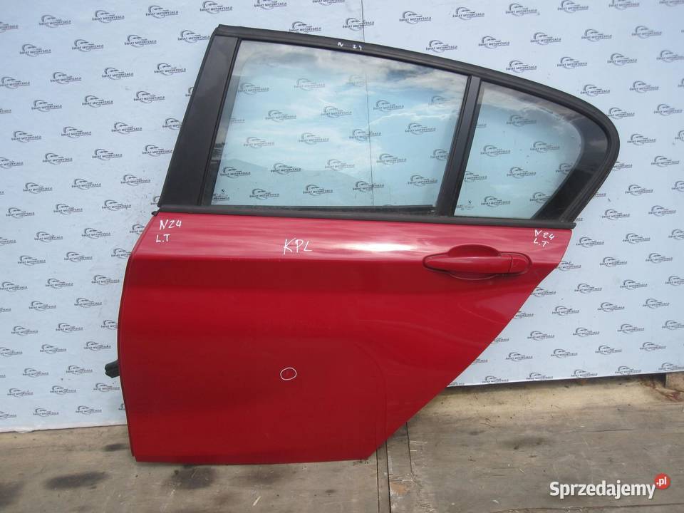 BMW F20 12r drzwi lewe tył