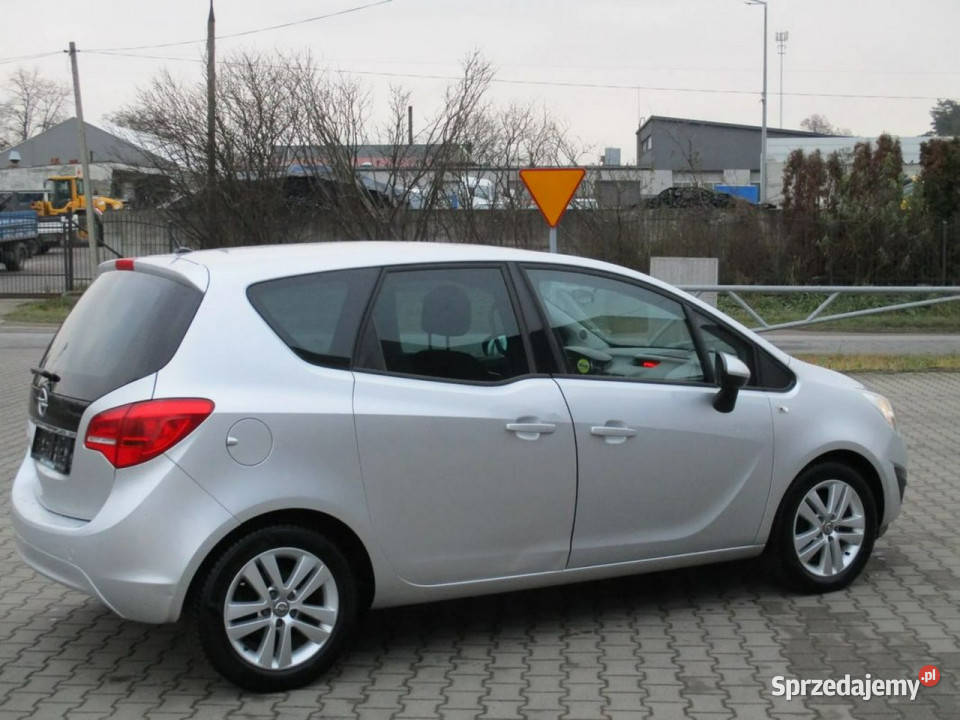 Opel Meriva Stan Perfekcyjny 14 100 koni II 2010 aluminiowe felgi sprzedam