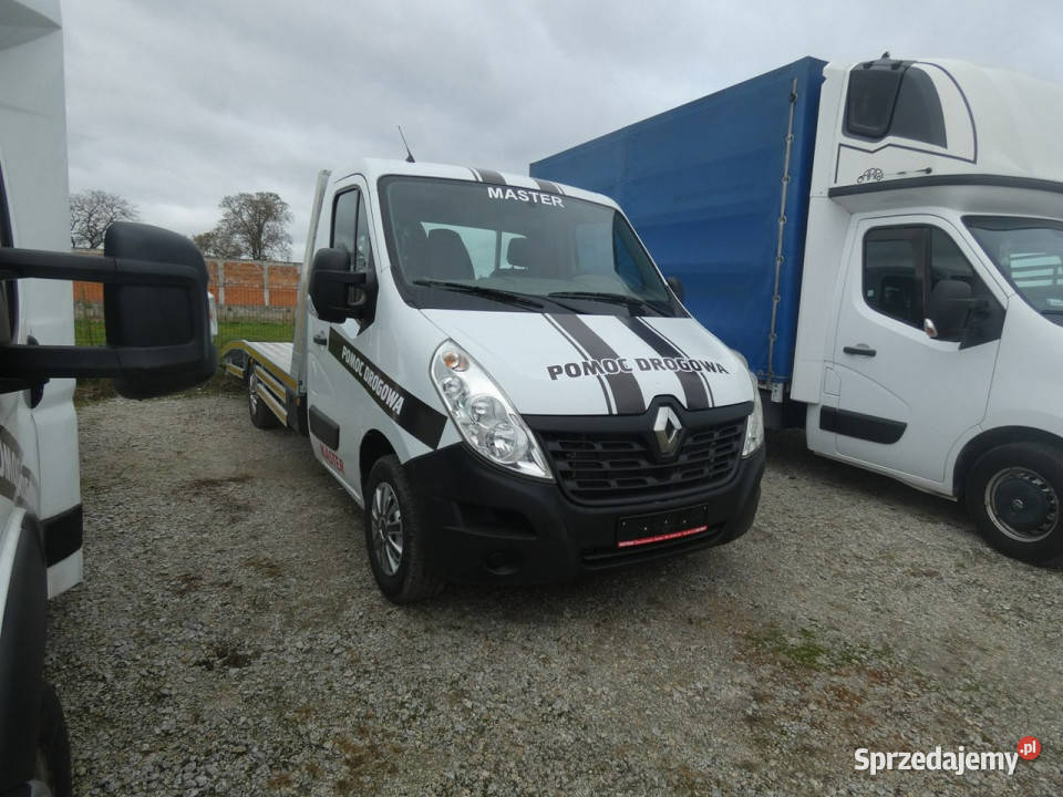 Renault Master najazd auto pomoc pomoc drogowa Raszków