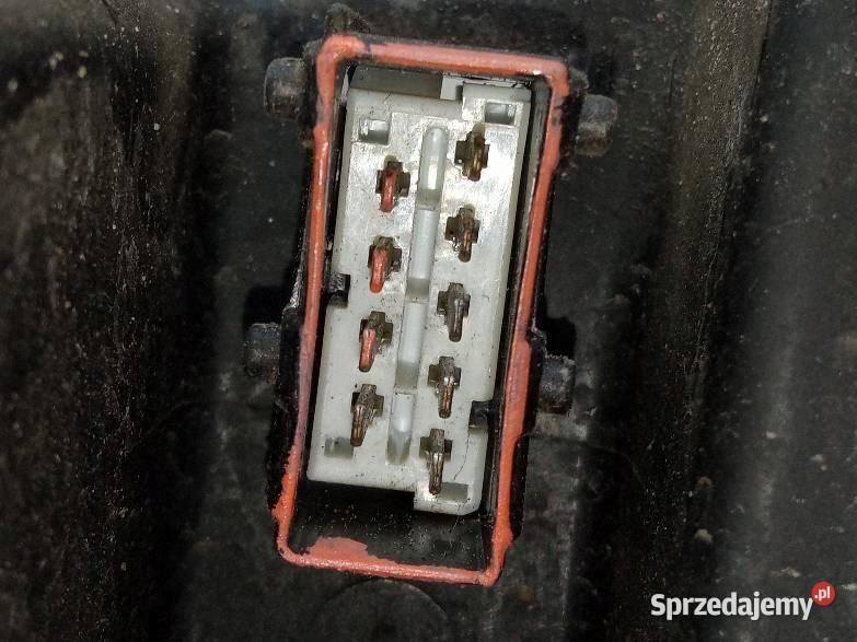 LAMPA PRZÓD PRAWA XENON EU 0301213272 Peugeot