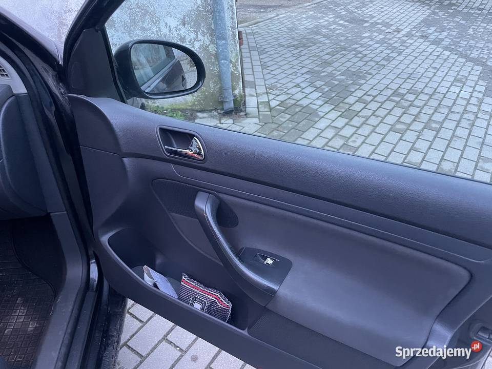 Sprzedam GOLF V 19 TDI 2004