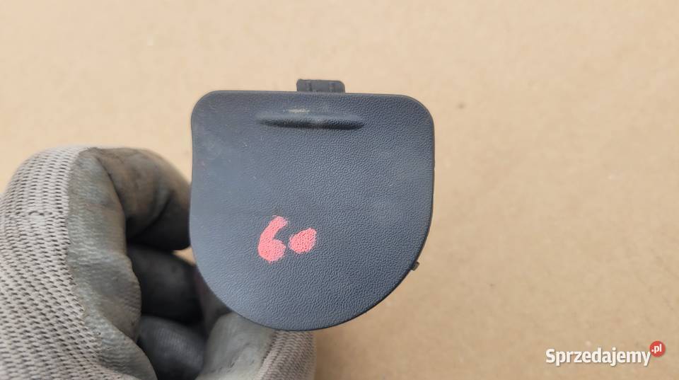 MERCEDES SPRINTER W906 ZAŚLEPKA ZDERZAKA HAKA