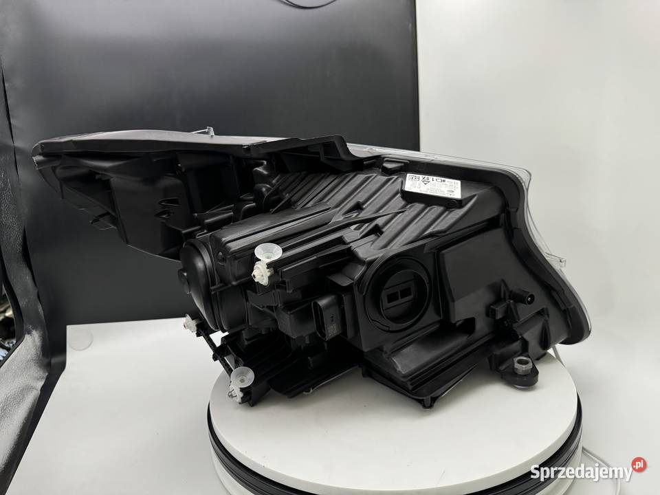 Lampa reflektor Mercedes V klasa W447 LIFT lewy